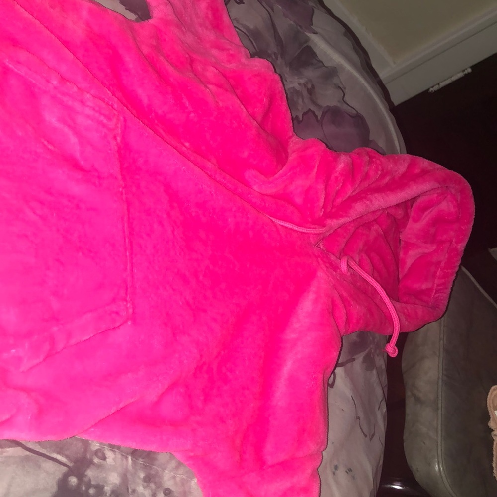 Pink sweater with pockets